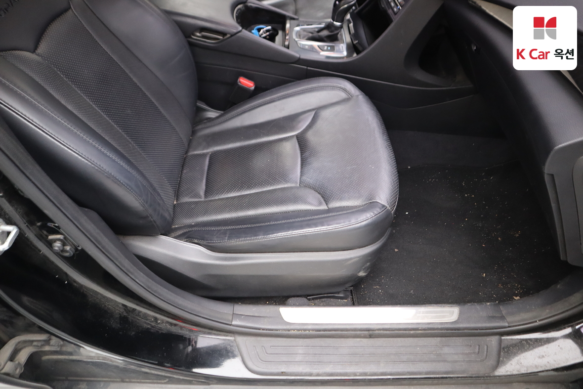 Hyundai AZERA 2016 - Image 28