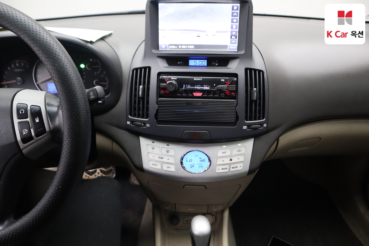 Hyundai Elantra 2007 - Image 6