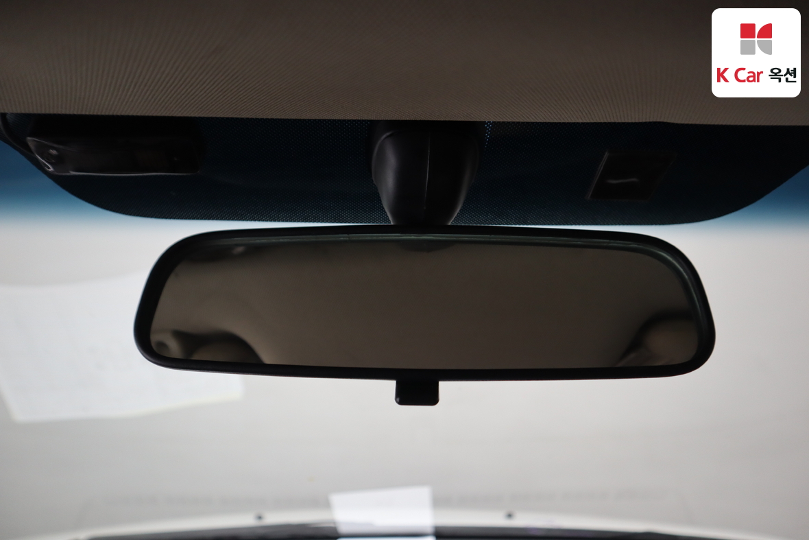 Hyundai Elantra 2007 - Image 12