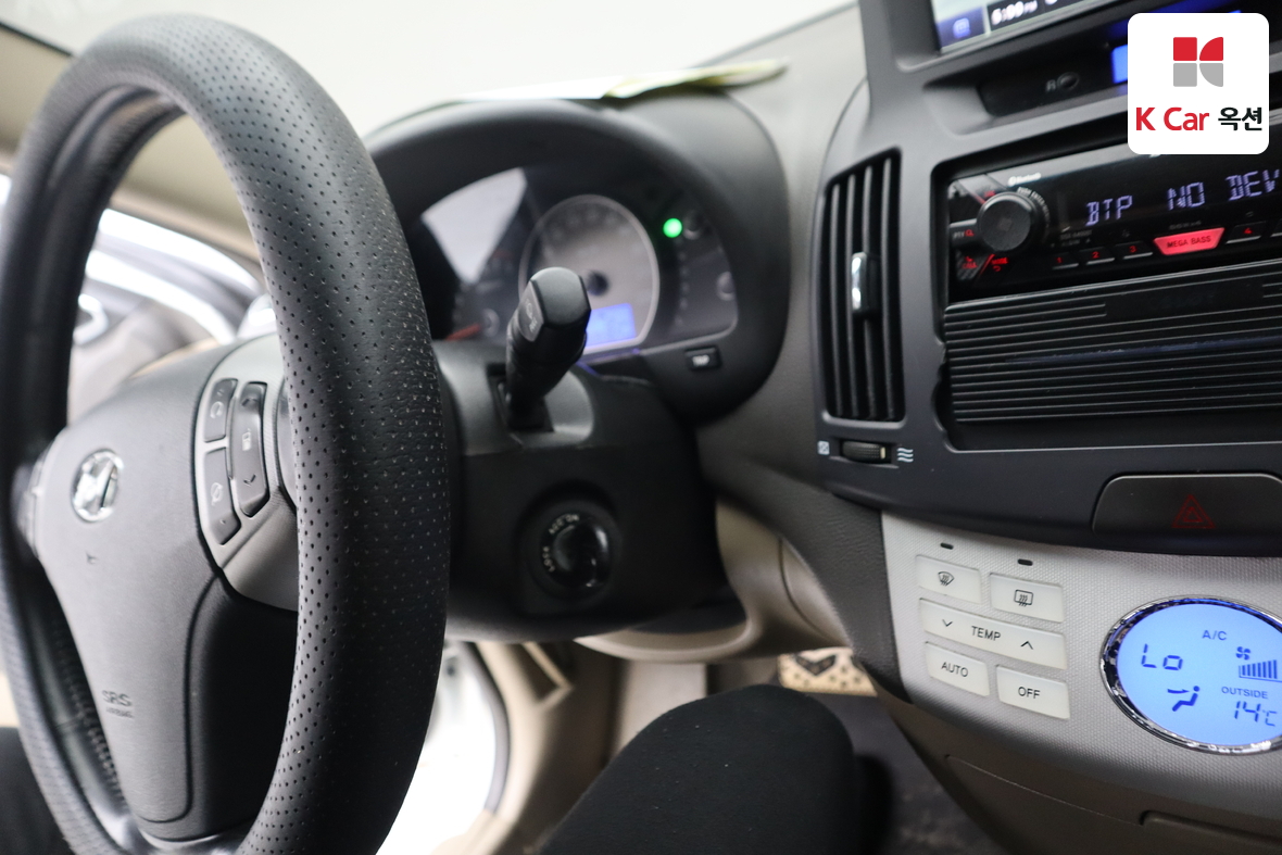 Hyundai Elantra 2007 - Image 11