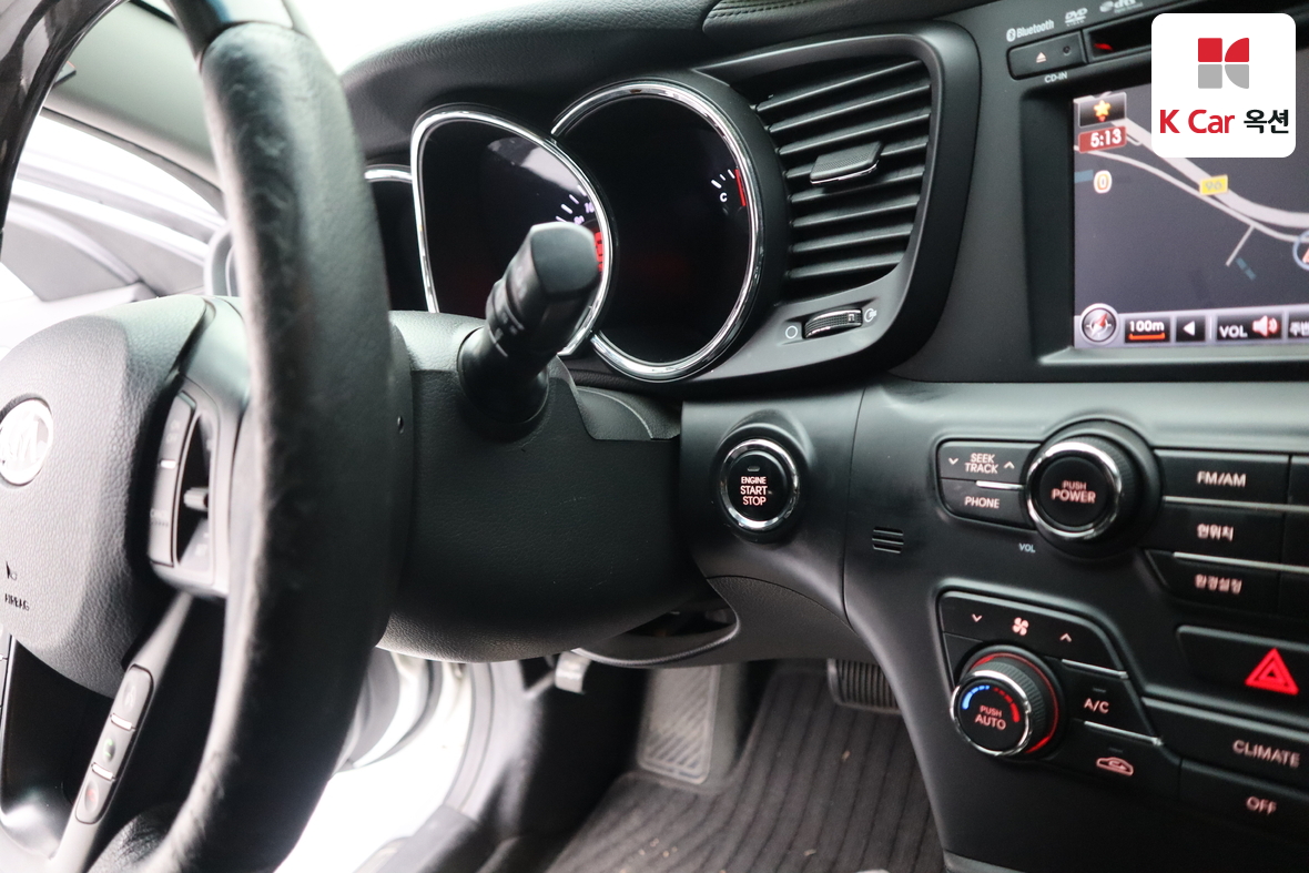 Kia K5 2012 - Image 11
