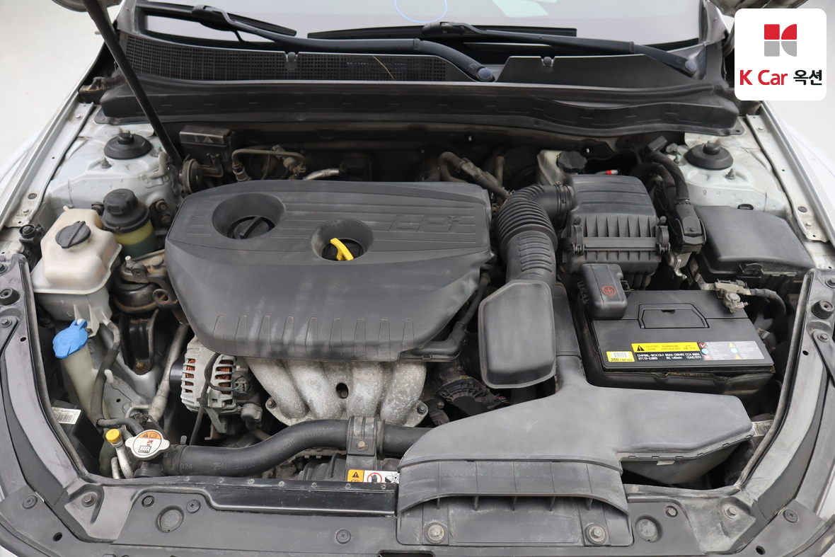 Kia K5 2012 - Image 30