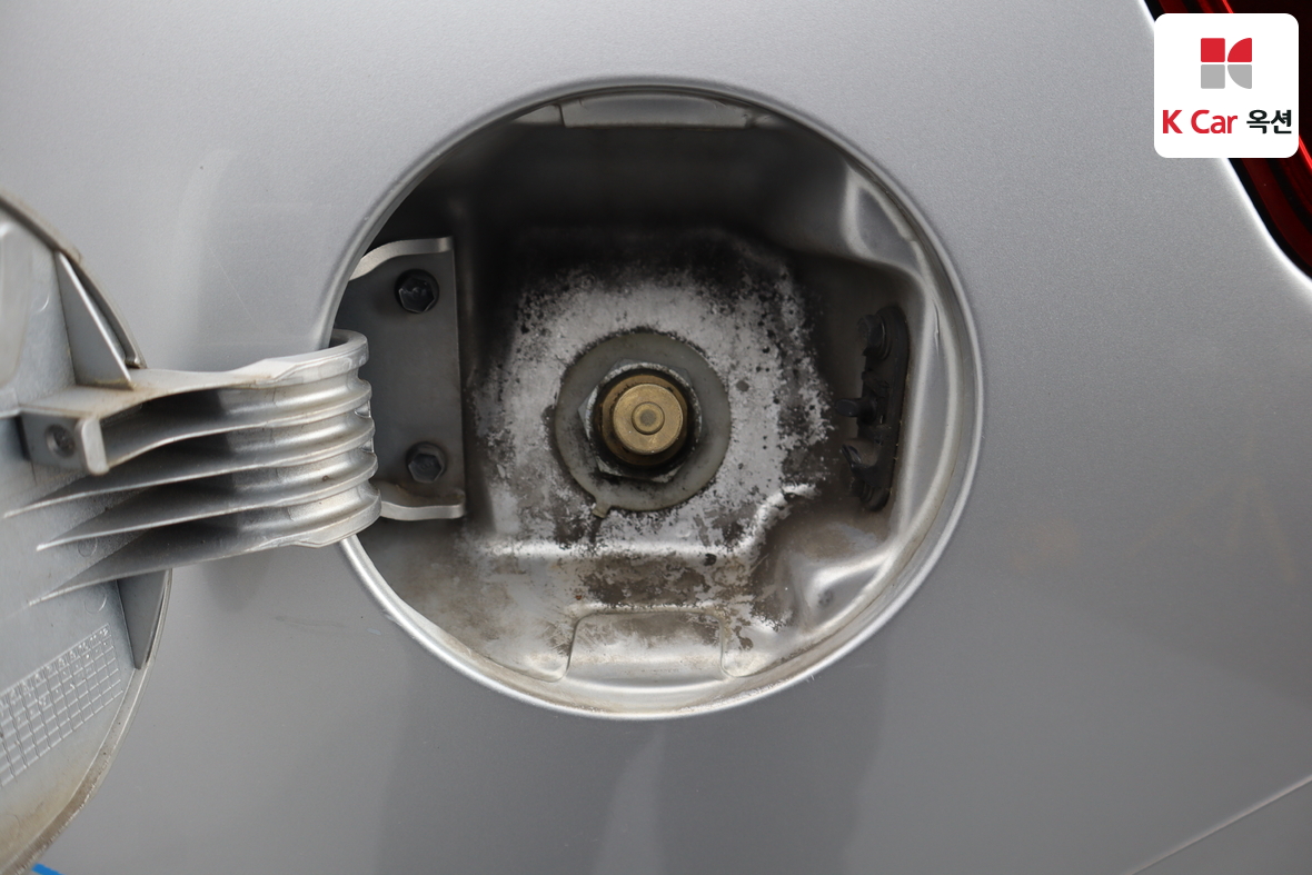 Kia K5 2012 - Image 22