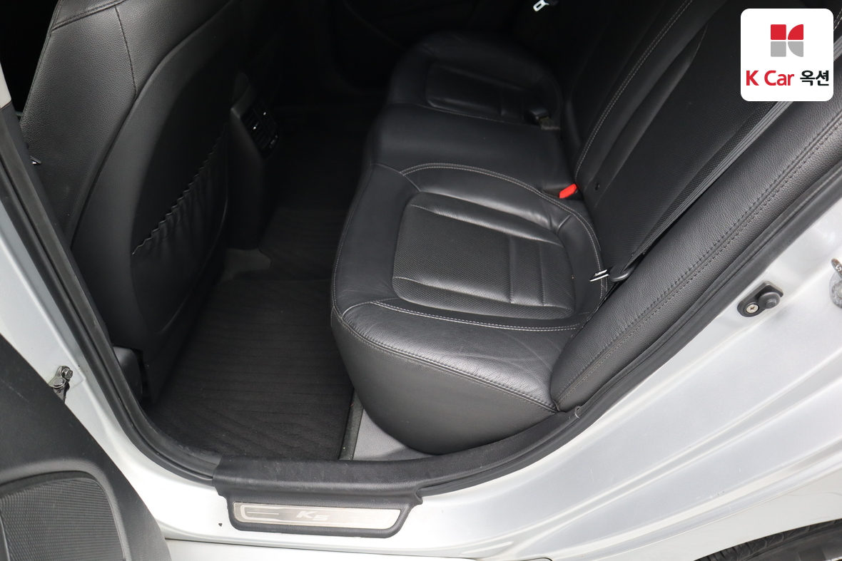 Kia K5 2012 - Image 21