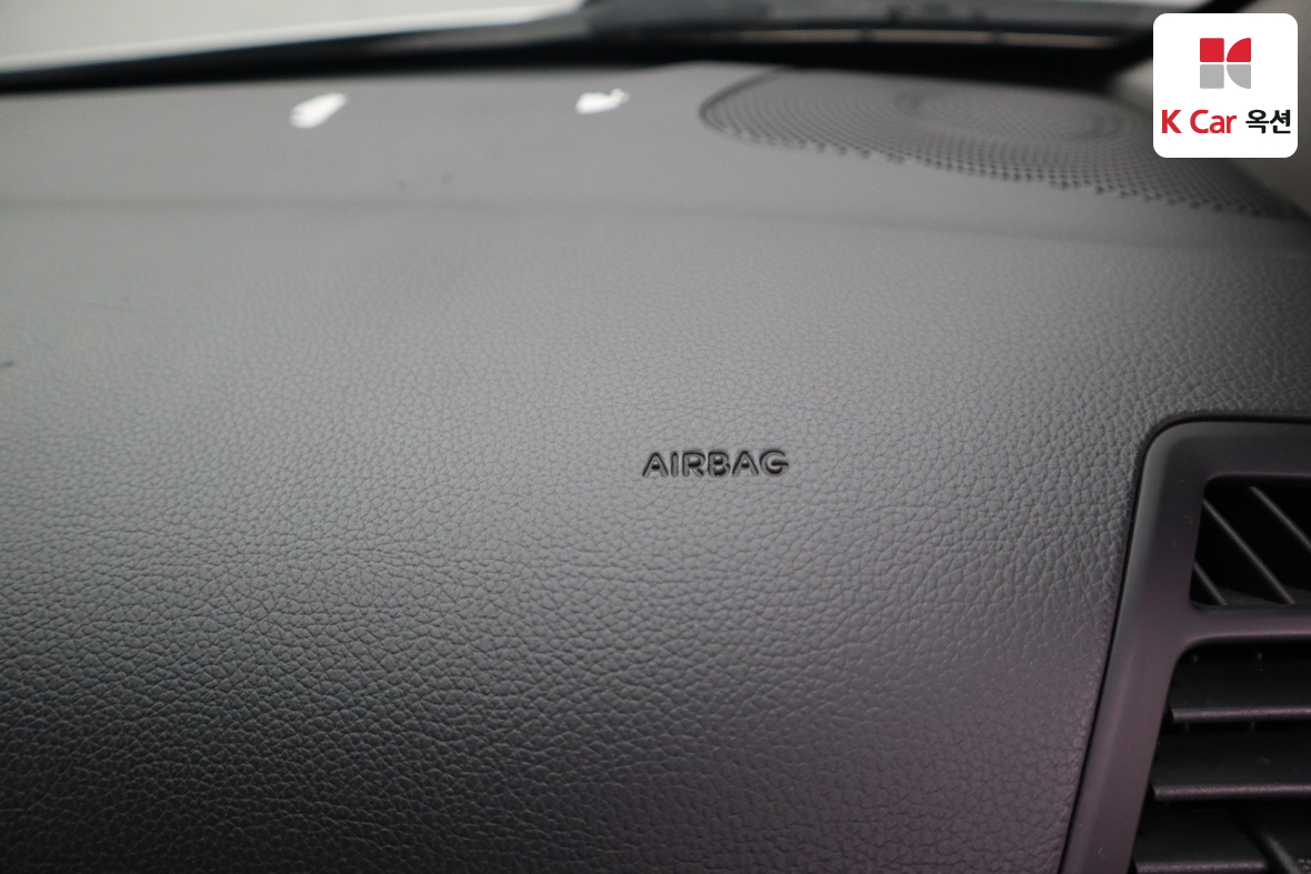 Kia K5 2012 - Image 28