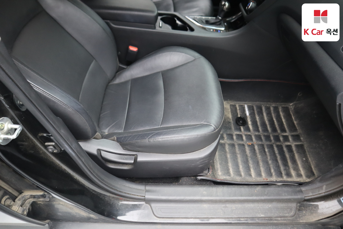 Kia K5 2015 - Image 27