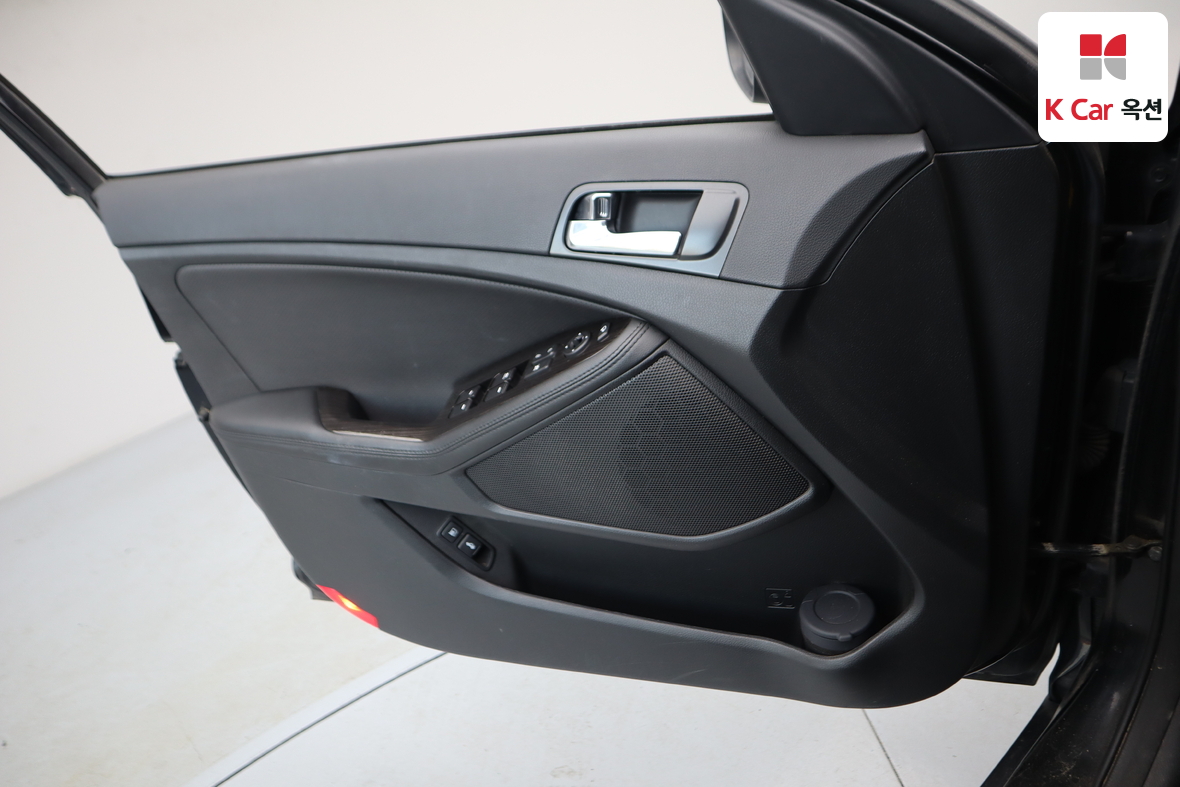 Kia K5 2015 - Image 8