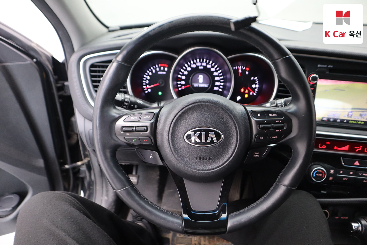 Kia K5 2015 - Image 10