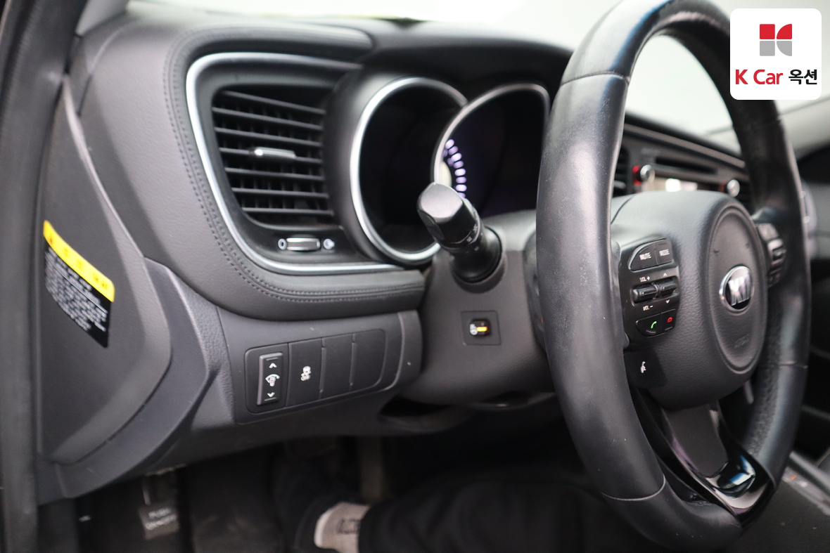 Kia K5 2015 - Image 9