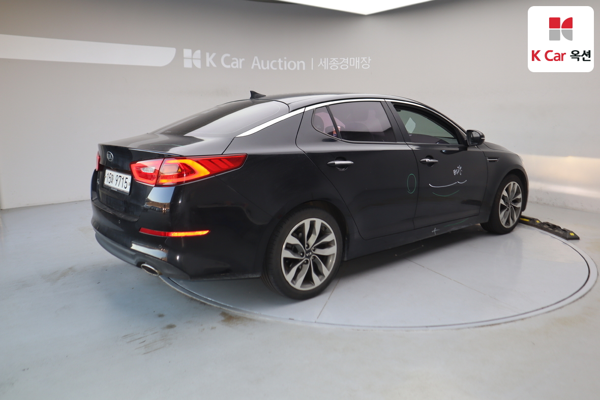 Kia K5 2015 - Image 2