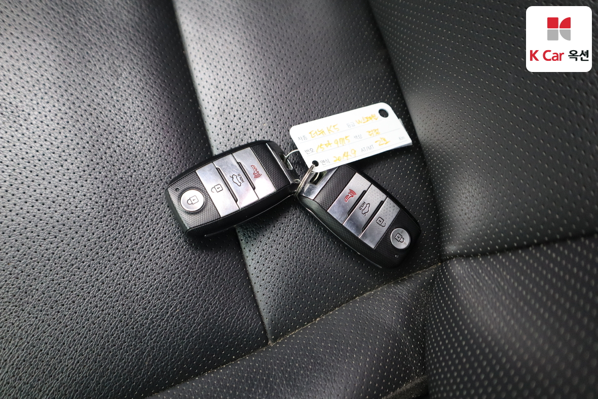 Kia K5 2015 - Image 16