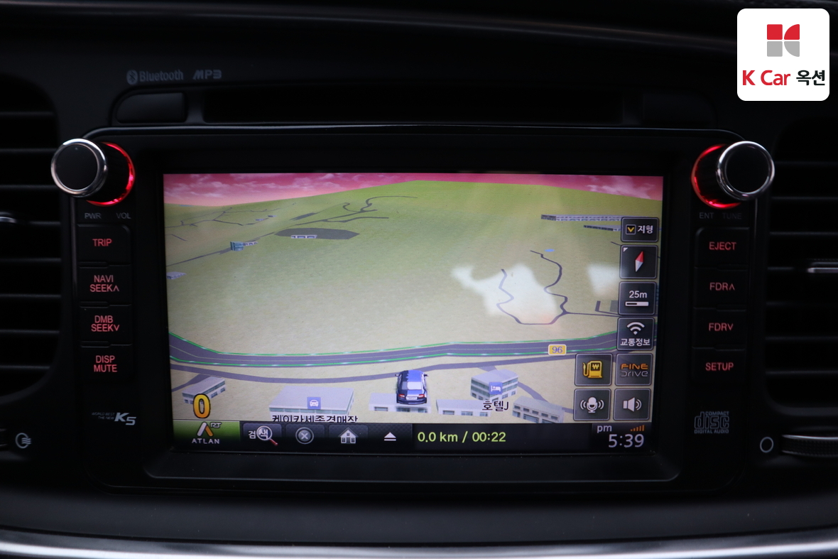 Kia K5 2015 - Image 13