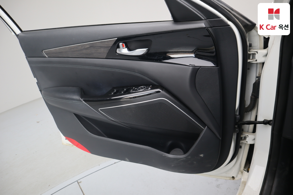 كيا K7 2020 - صورة 8