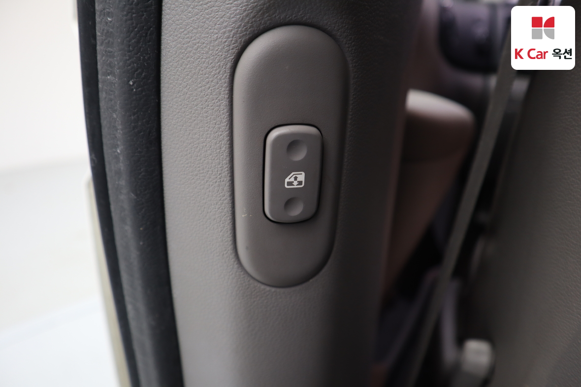 Kia Carnival 2013 - Image 22
