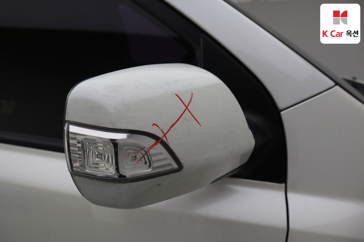 Kia Carnival 2013 - Image 45