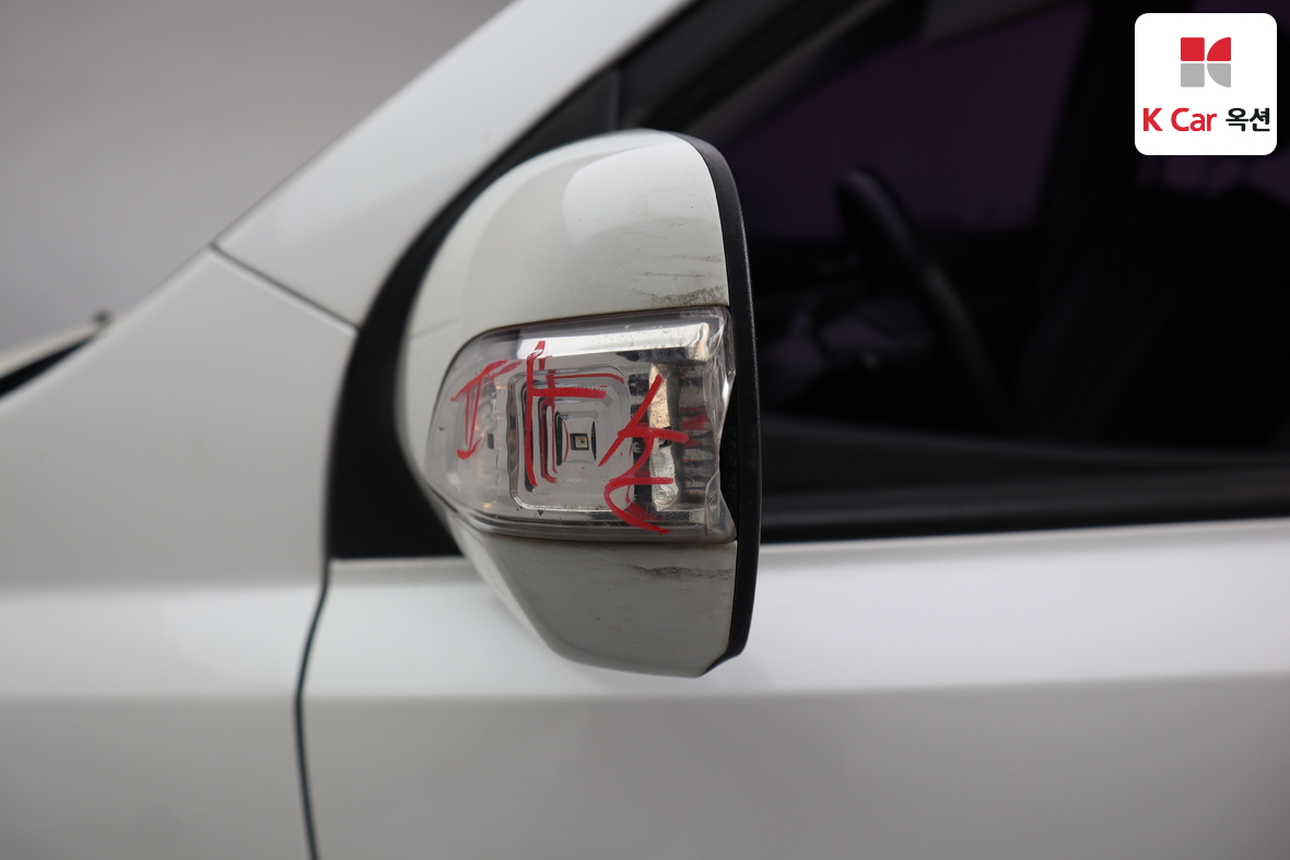 Kia Carnival 2013 - Image 35