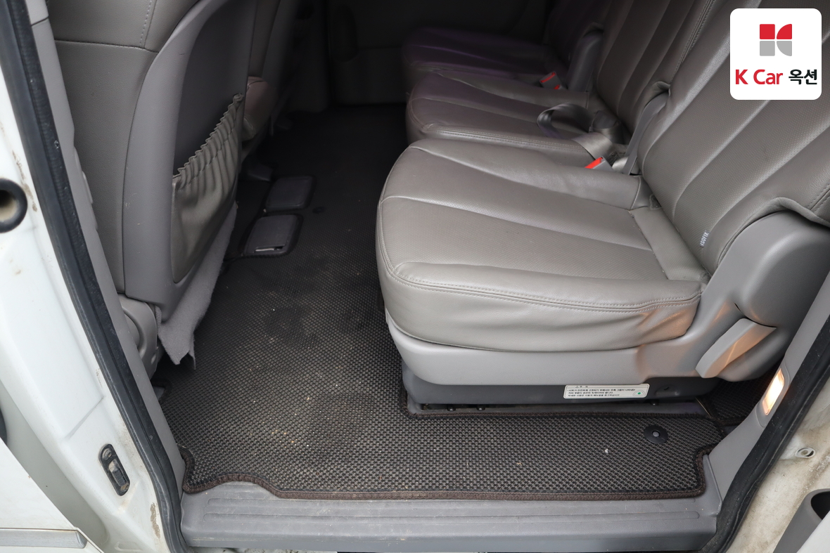 Kia Carnival 2013 - Image 20