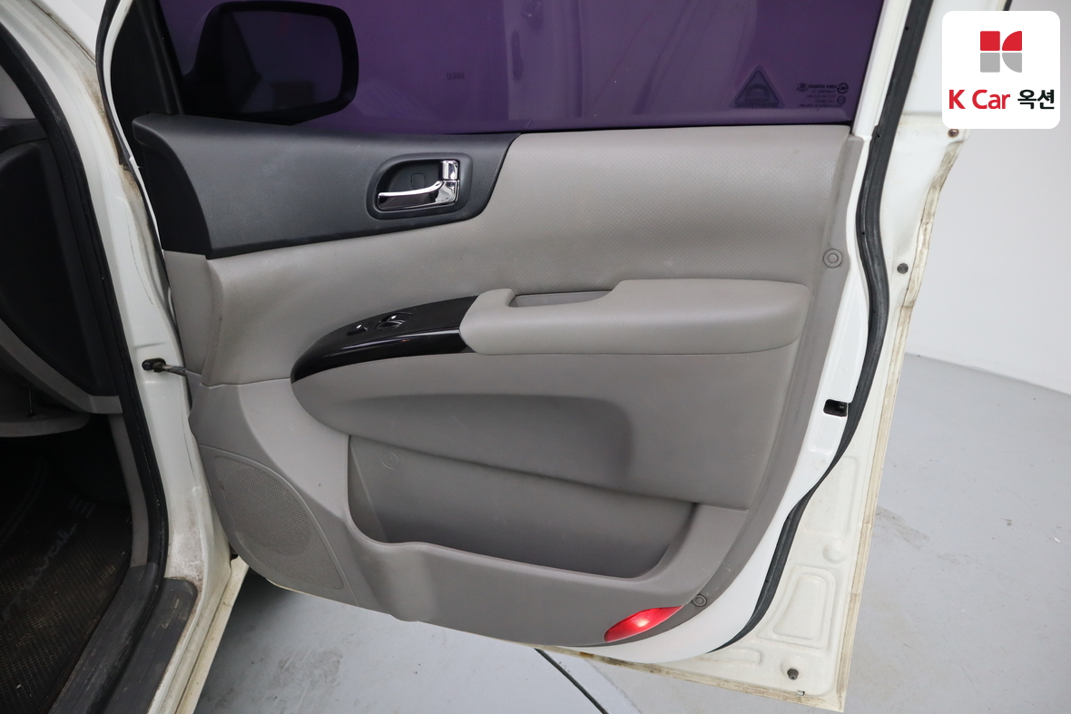 Kia Carnival 2013 - Image 27