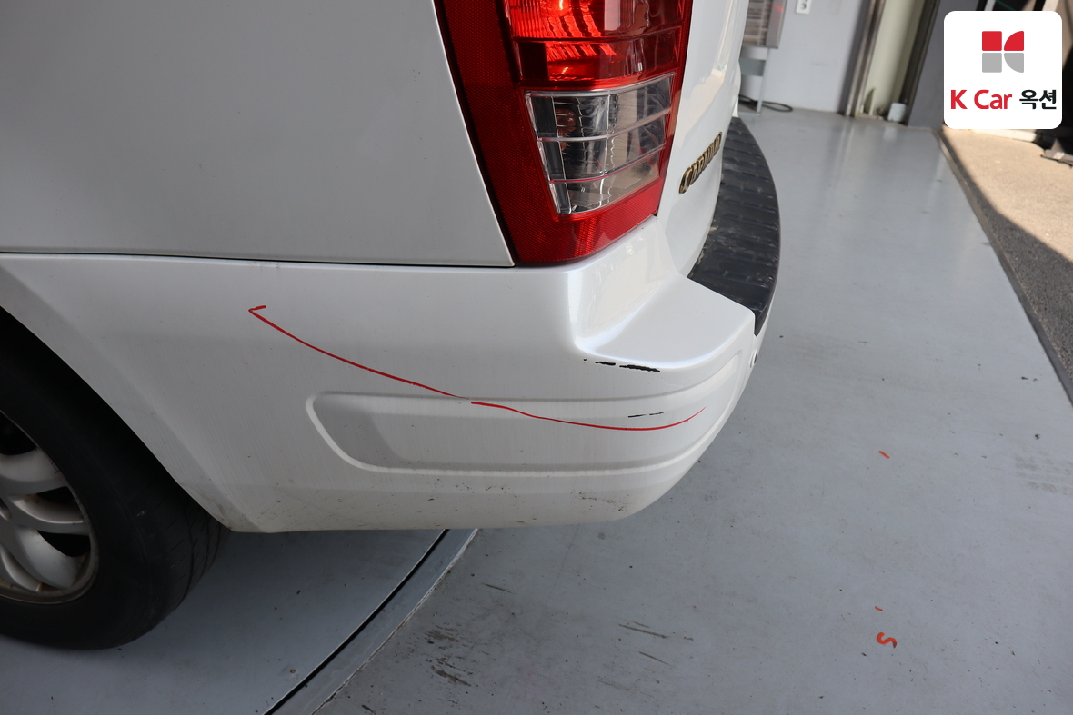 Kia Carnival 2013 - Image 40
