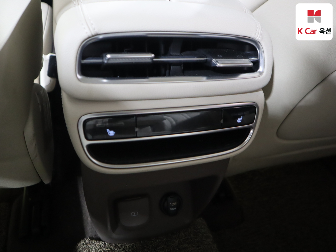 جينيسيس GV80 2022 - صورة 24