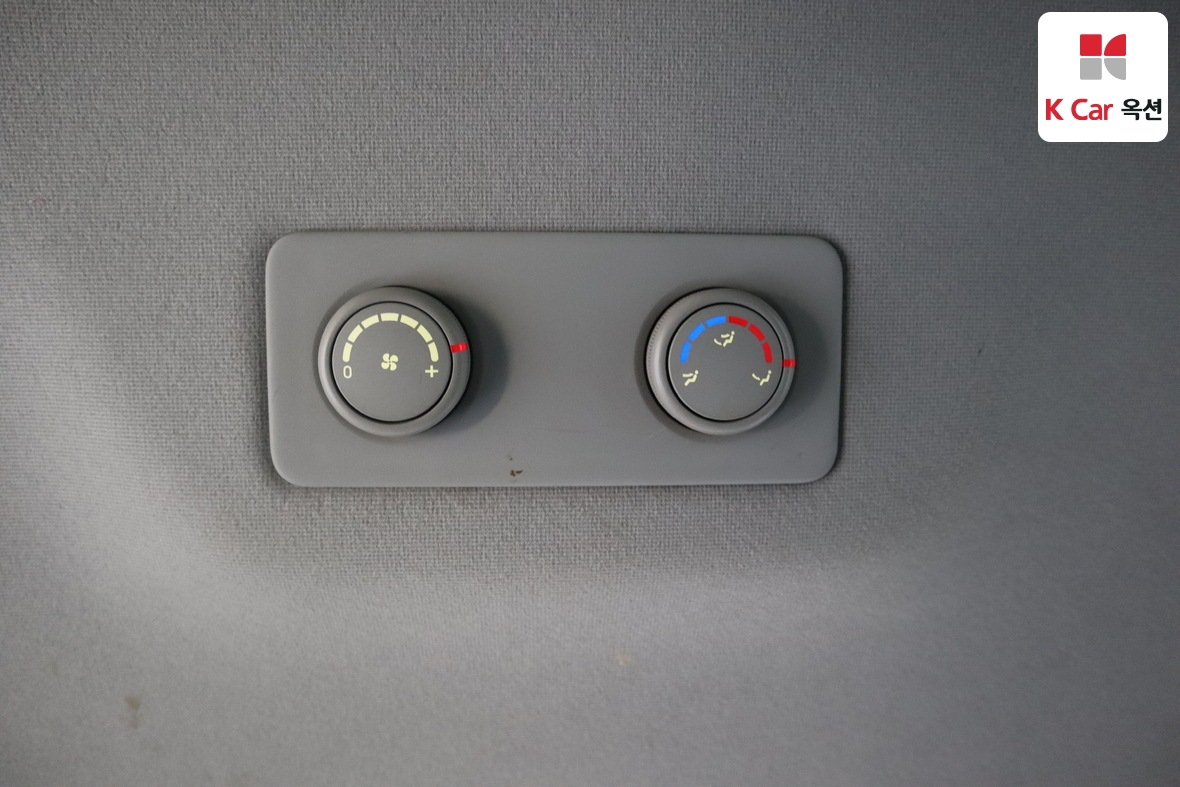 Hyundai Grand Starex 2015 - Image 22