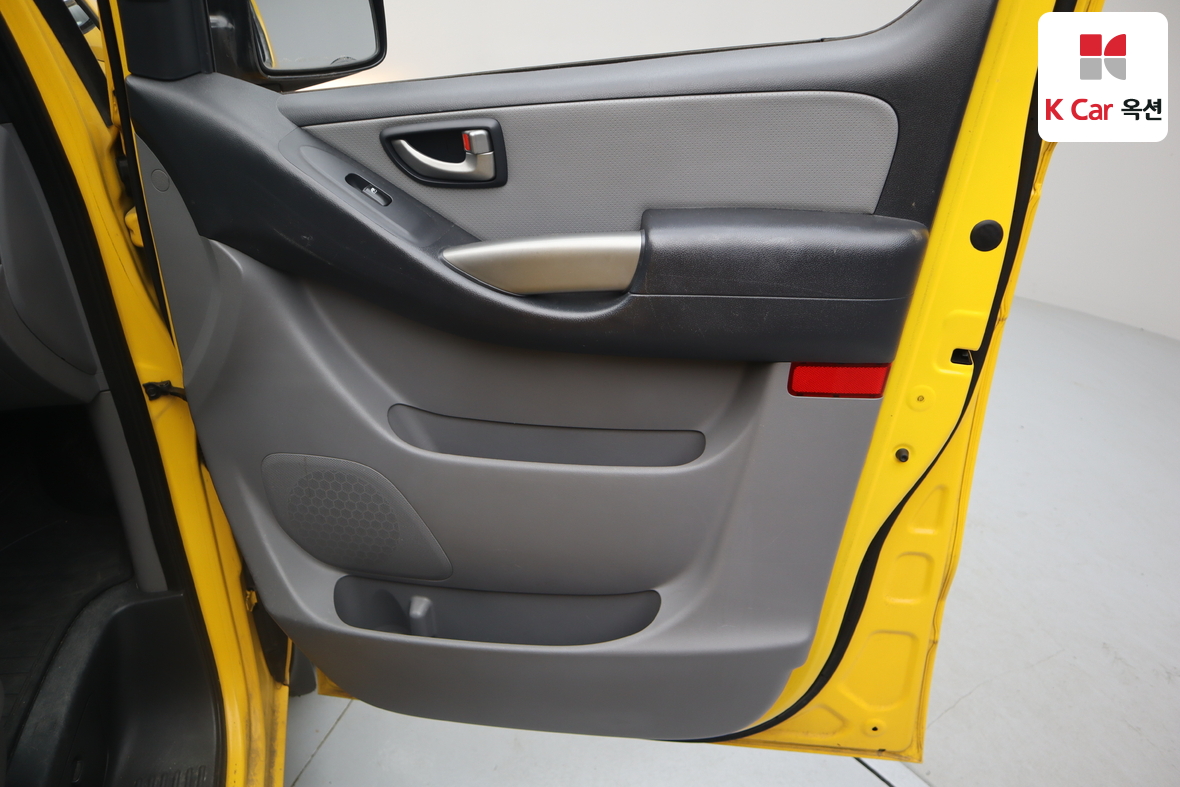 Hyundai Grand Starex 2015 - Image 29