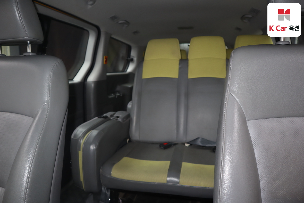 Hyundai Grand Starex 2015 - Image 18