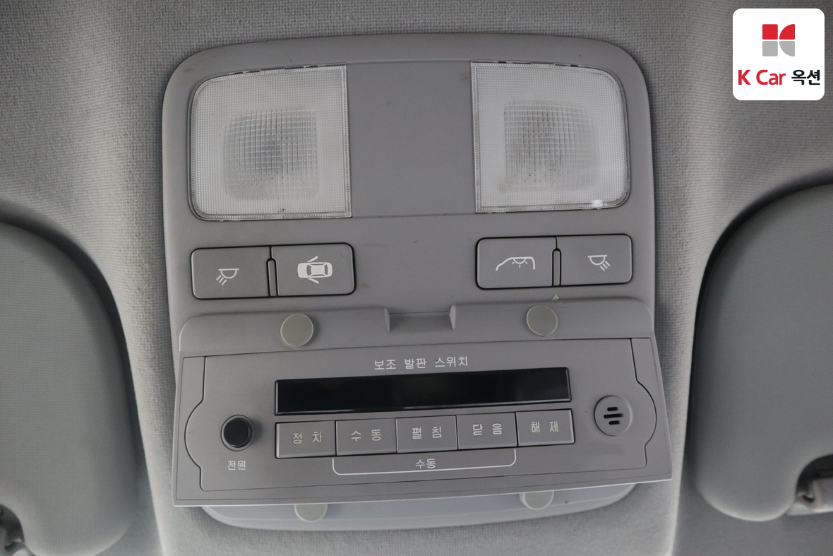 Hyundai Grand Starex 2015 - Image 12