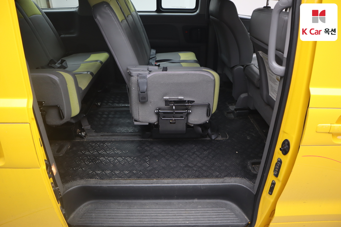 Hyundai Grand Starex 2015 - Image 26