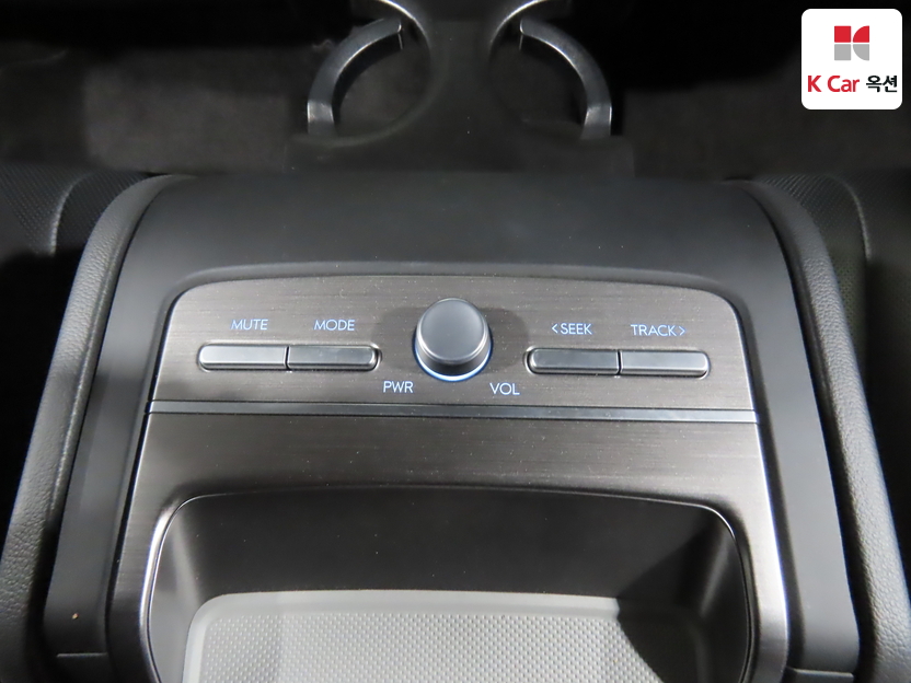 هيونداي - أزيرا - Image 24