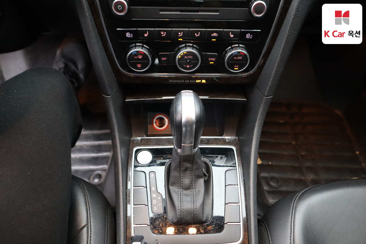 VOLKSWAGEN 파사트 - 16