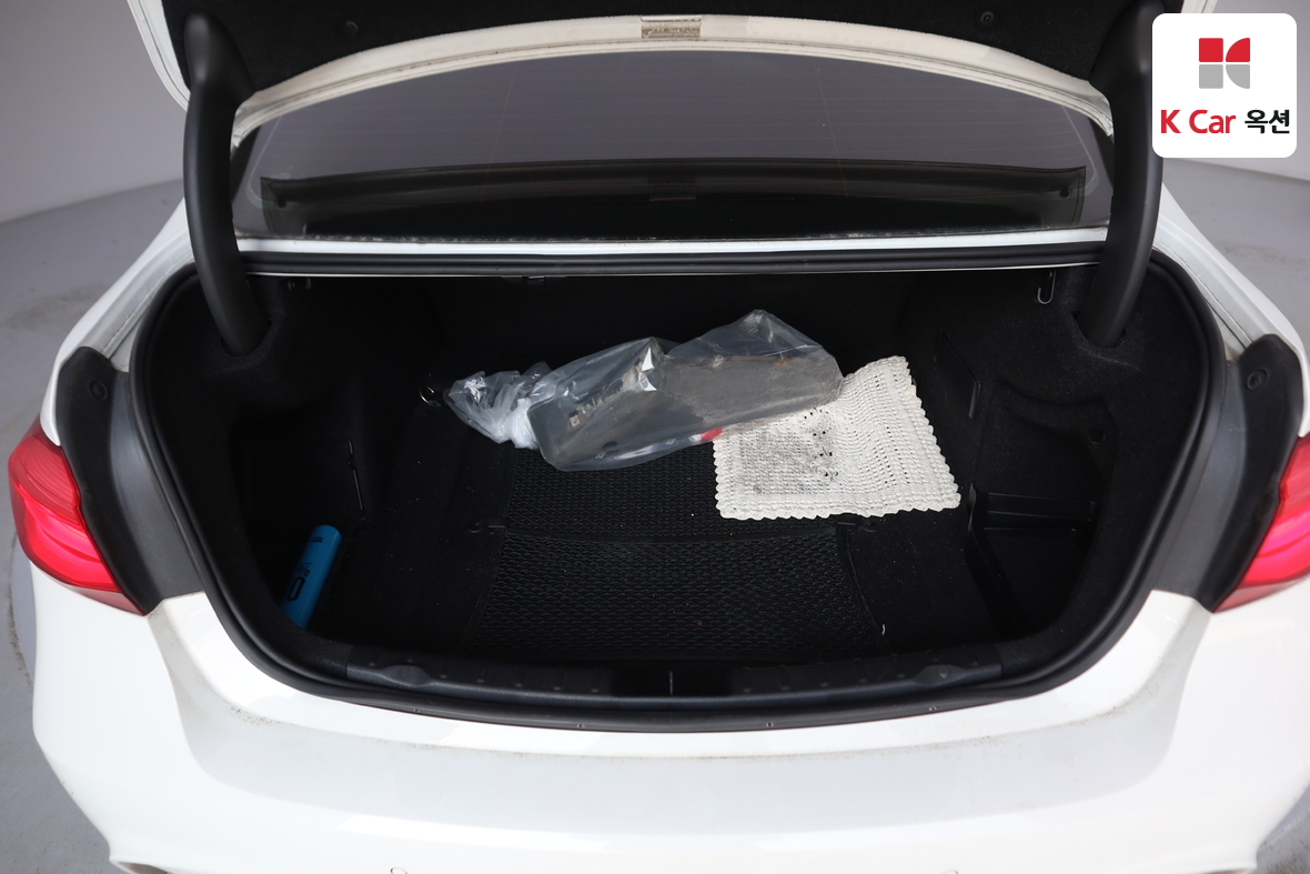 BMW 3 Series 2016 - Image 28