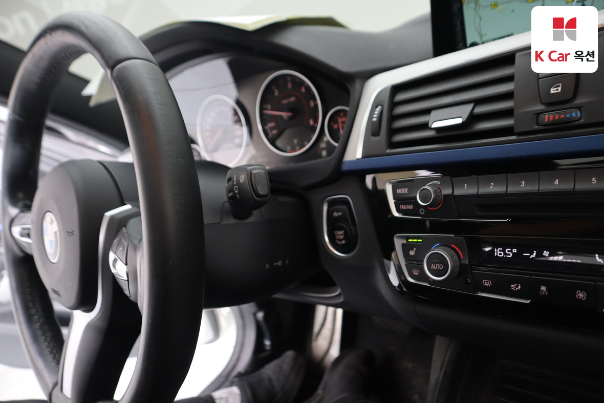 BMW 3 Series 2016 - Image 11
