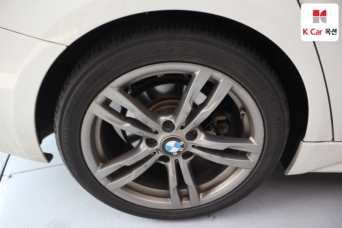 BMW 3 Series 2016 - Image 47