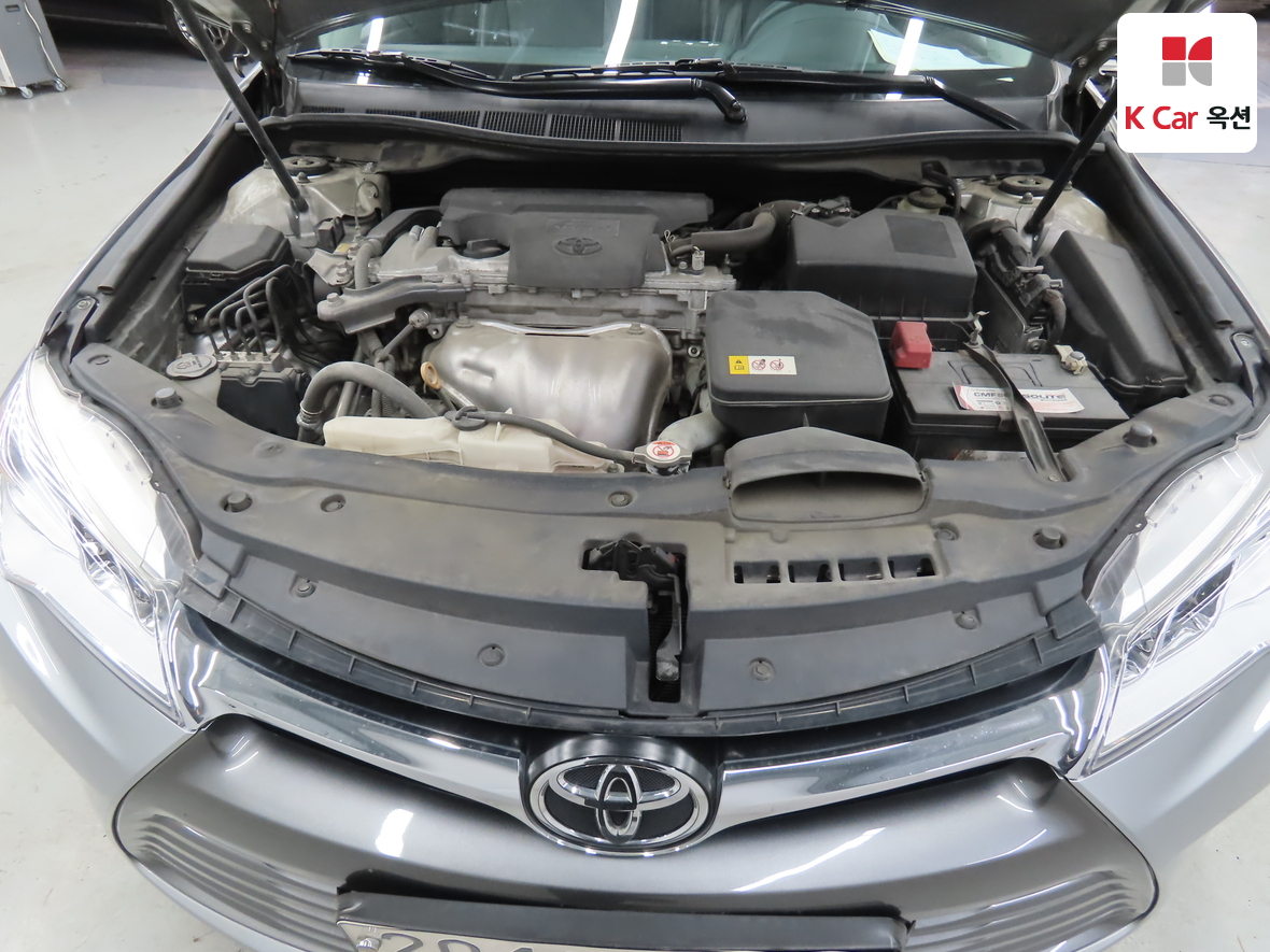 Toyota Camry - 34