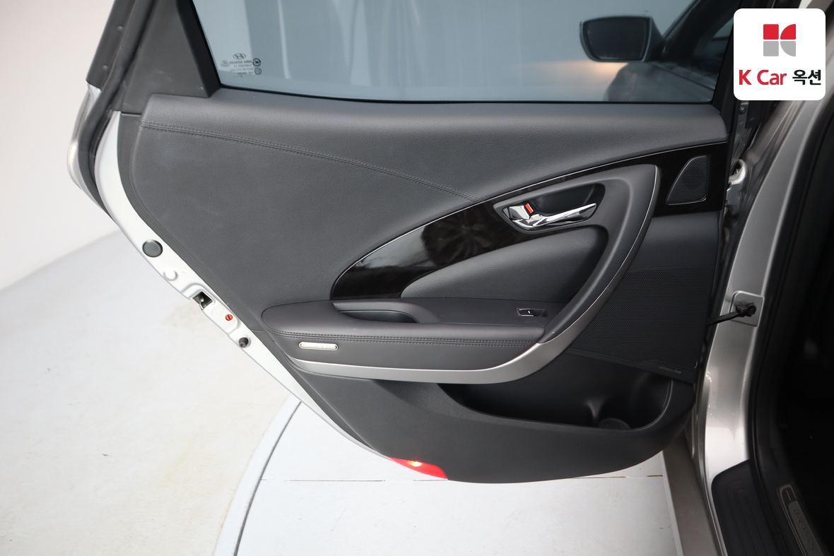 Hyundai AZERA 2011 - Image 21