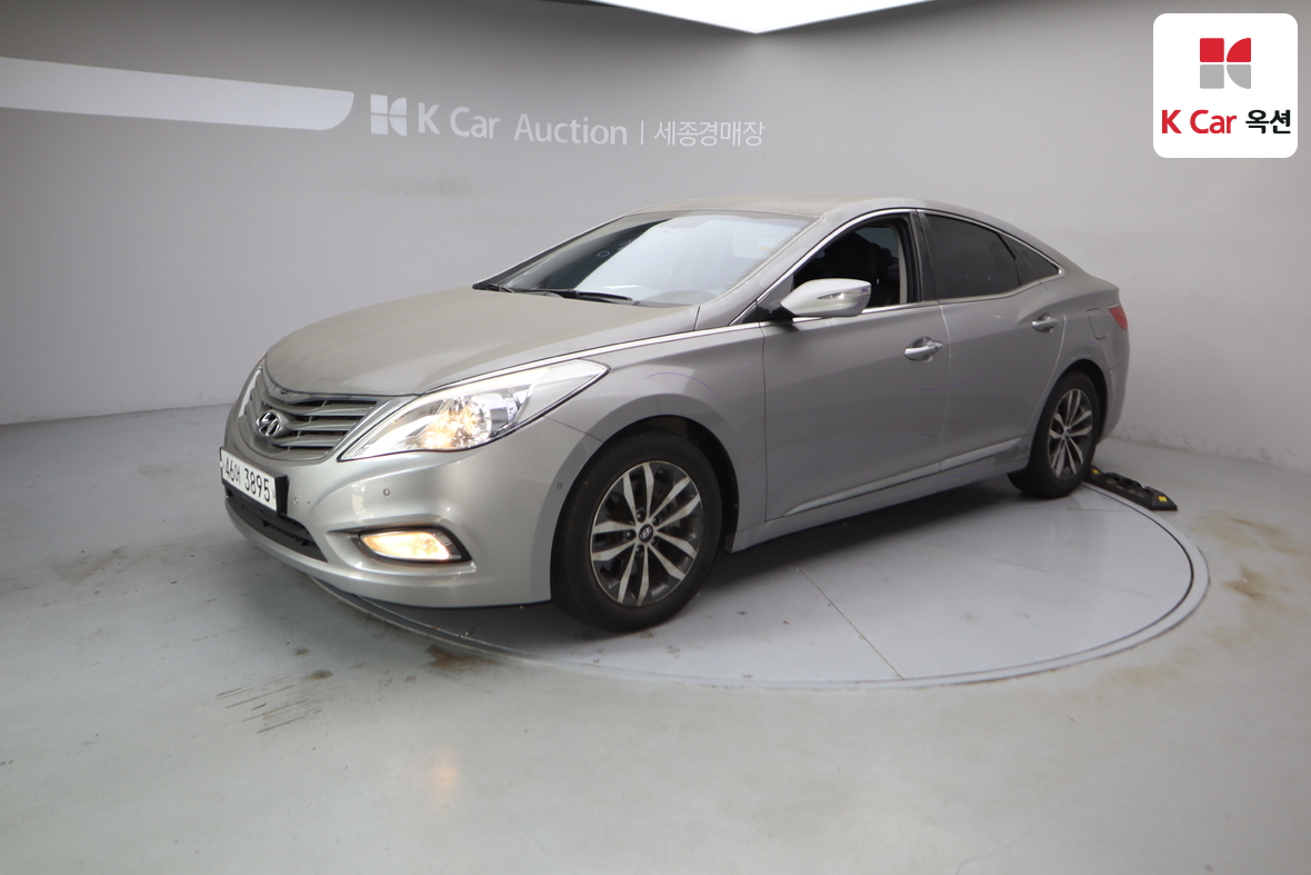 Hyundai AZERA 2011 - Image 1