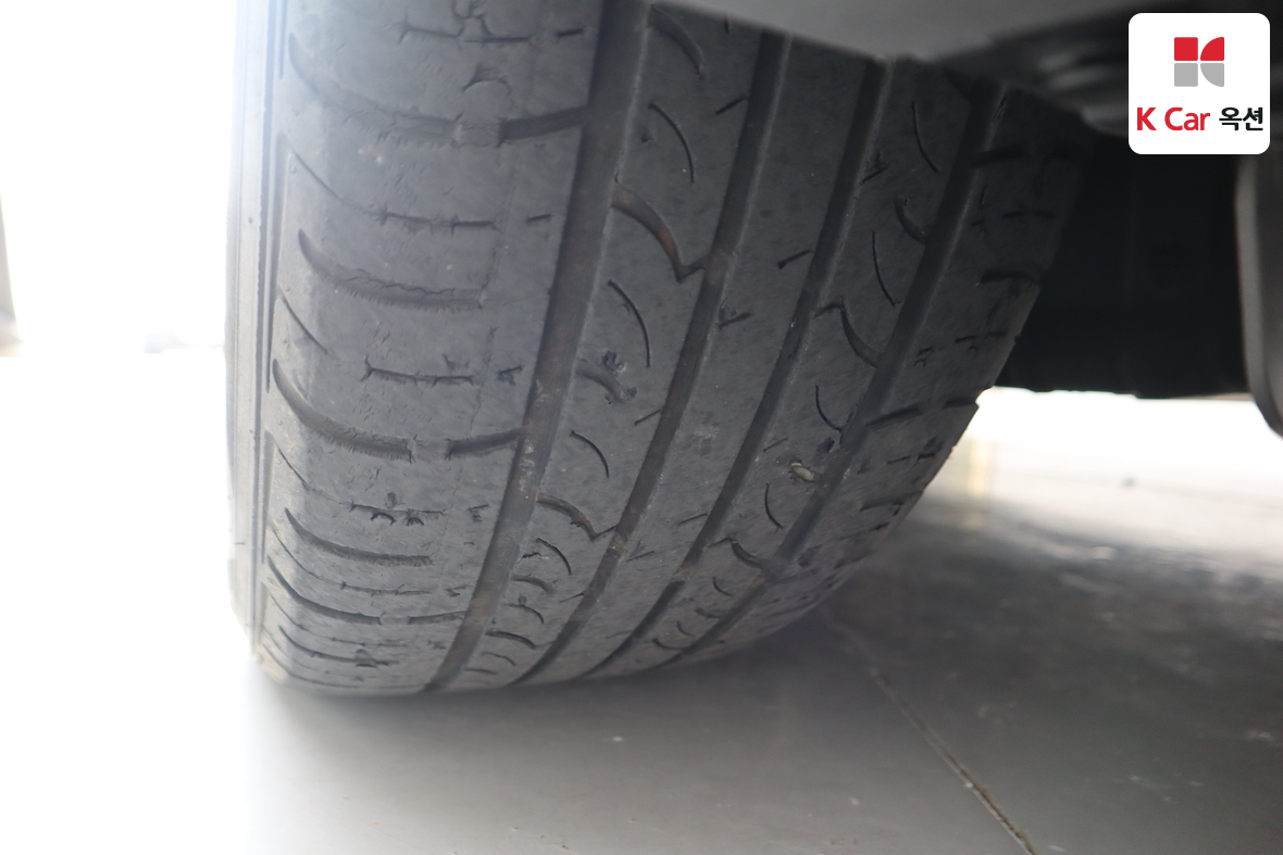 Hyundai AZERA 2011 - Image 32