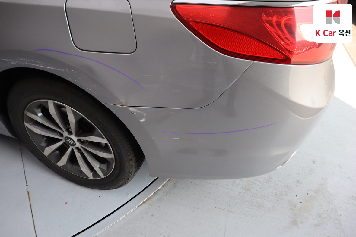 Hyundai AZERA 2011 - Image 42