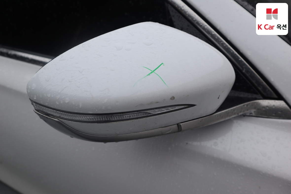 Hyundai AZERA 2019 - Image 37