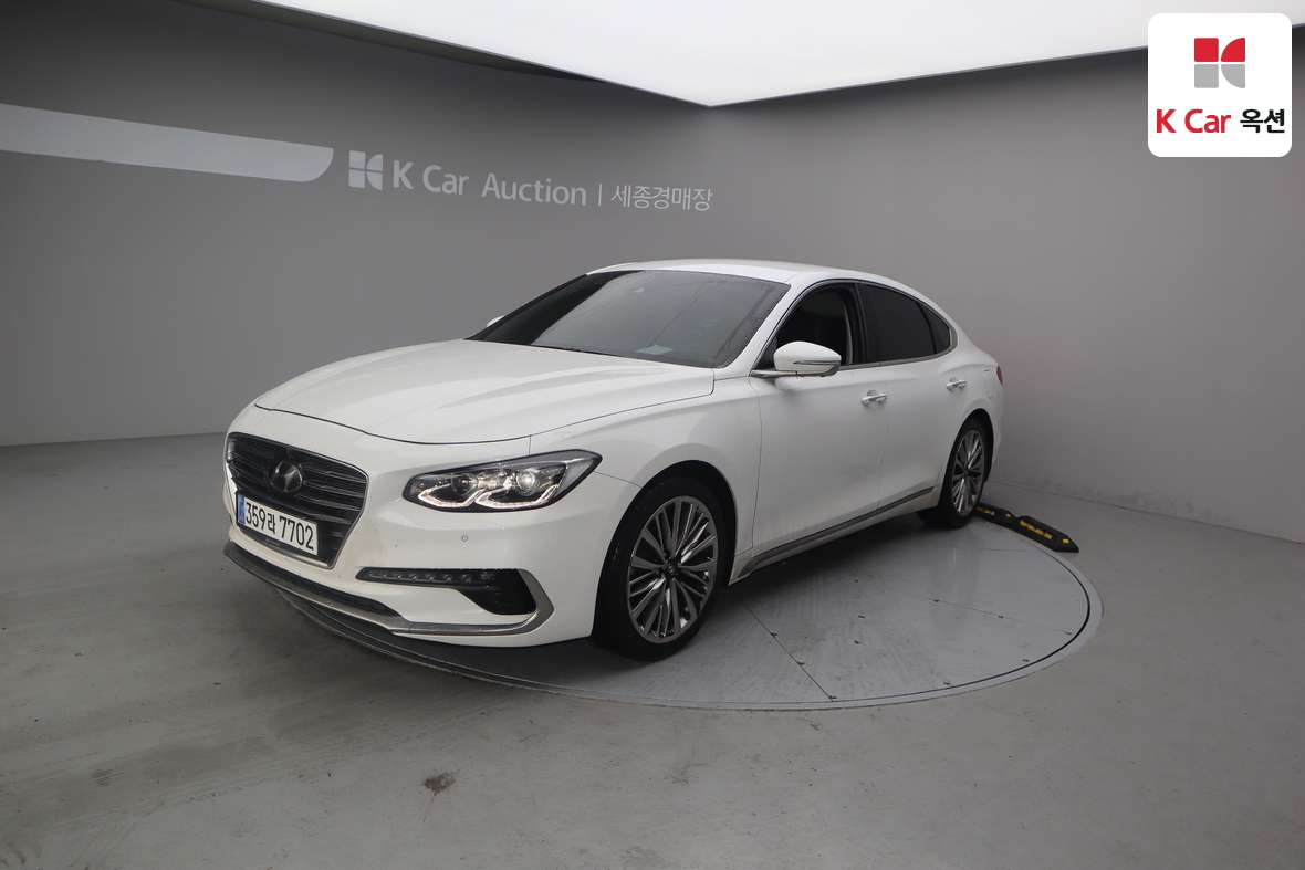 Hyundai AZERA 2019 - Image 1