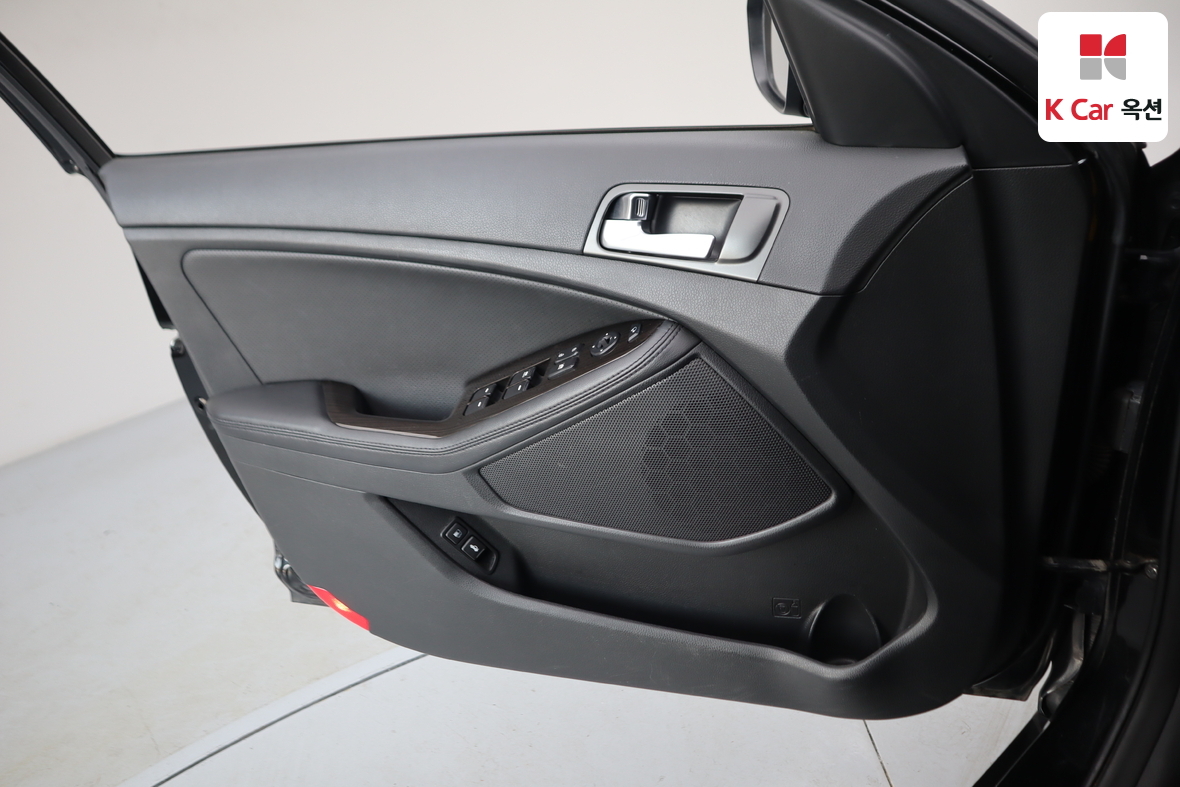 Kia K5 2015 - Image 8