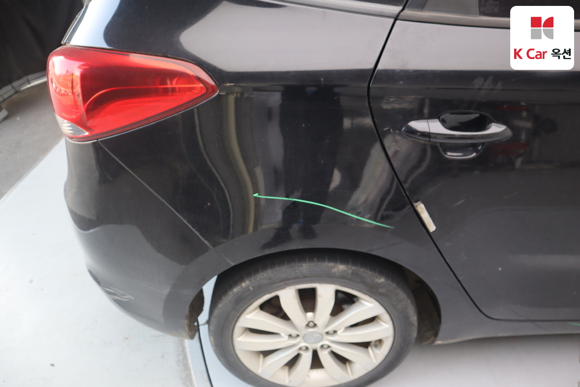 Kia Carens 2014 - Image 34