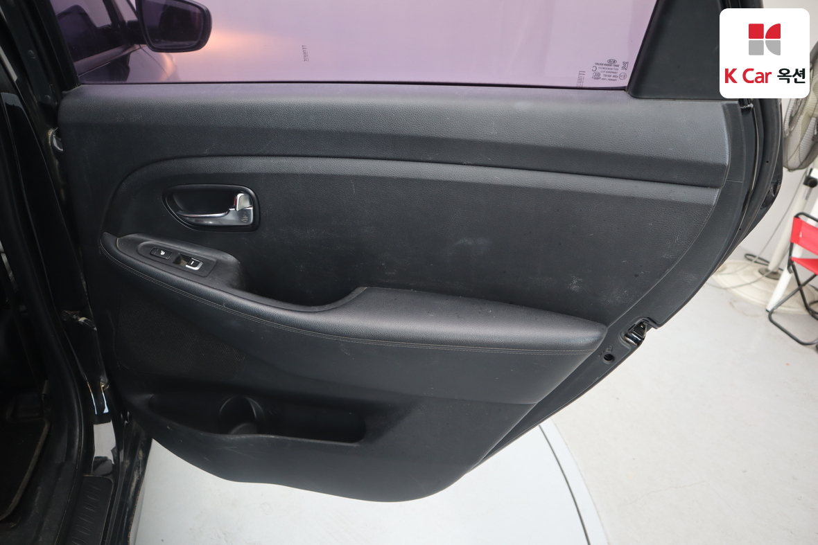 Kia Carens 2014 - Image 26