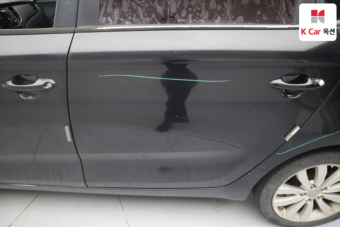 Kia Carens 2014 - Image 42