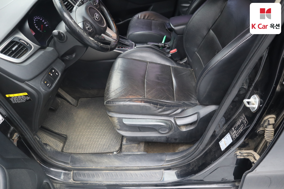 Kia Carens 2014 - Image 18