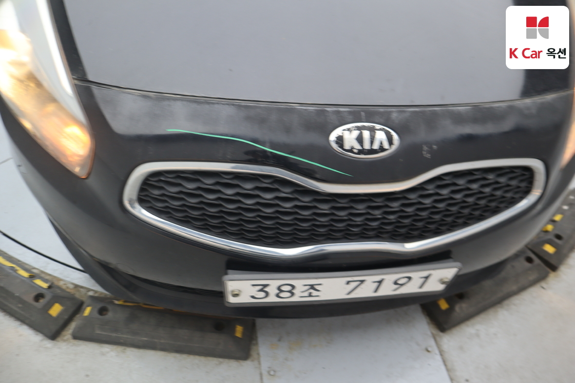 Kia Carens 2014 - Image 39