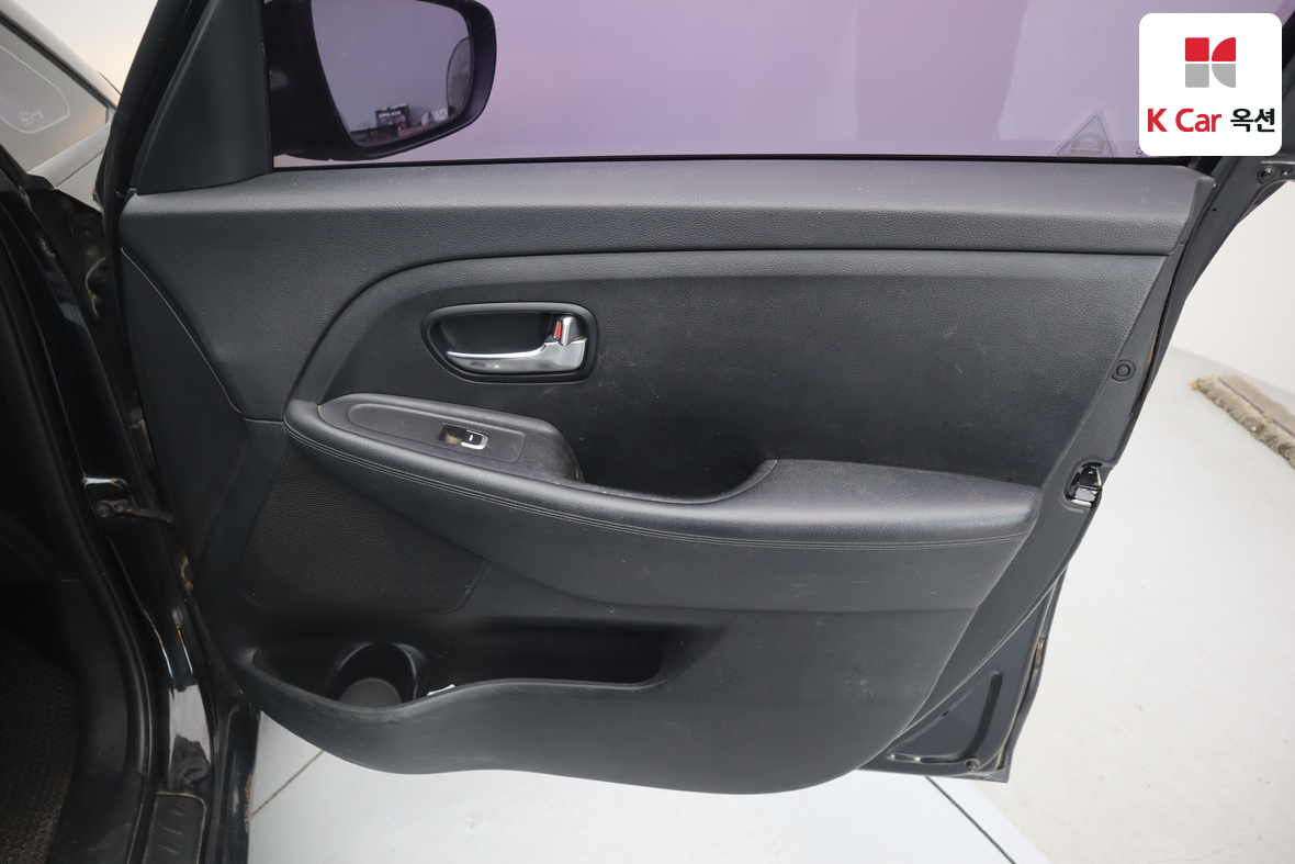 Kia Carens 2014 - Image 28