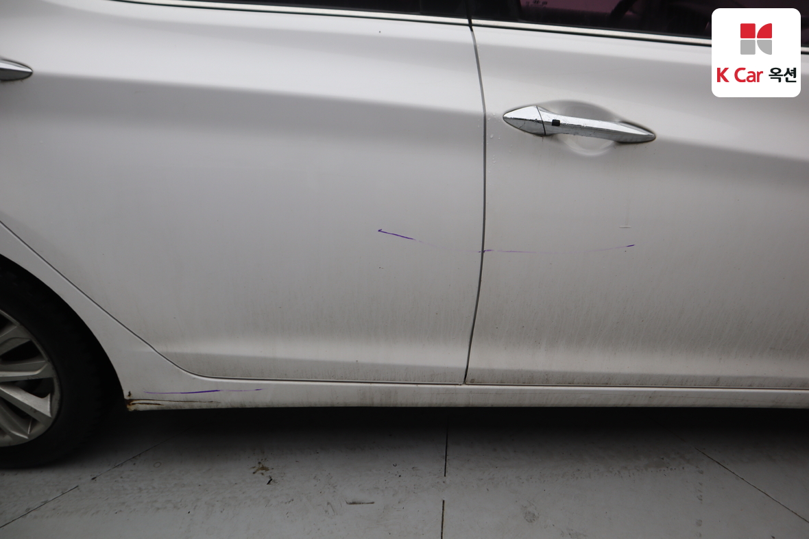 Hyundai Elantra 2014 - Image 40