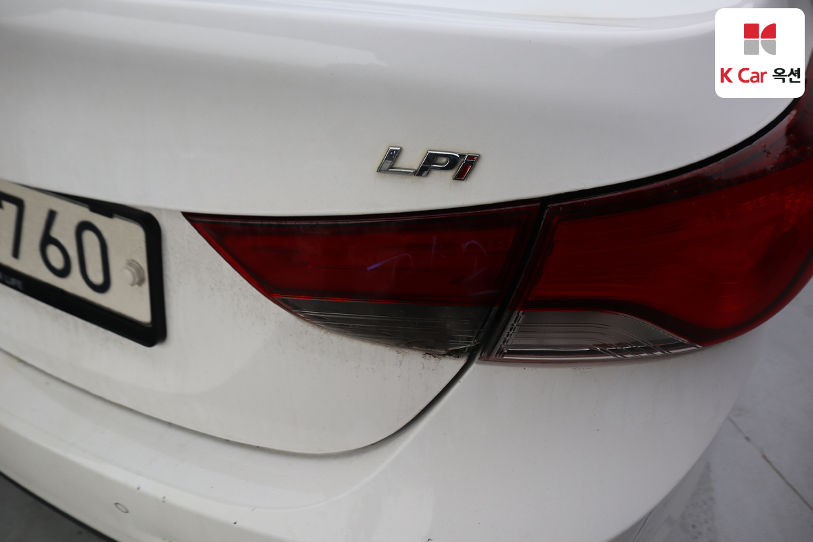 Hyundai Elantra 2014 - Image 38
